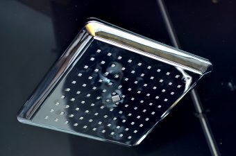 Venus Steam Shower with Sliding Door in Black - Image 9